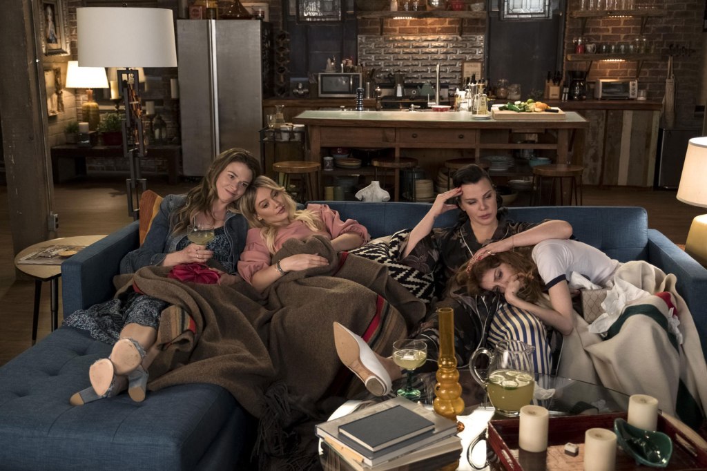 Les 5 séries à (re)voir cet été : Claws, Younger, GoT,&nbsp;etc.