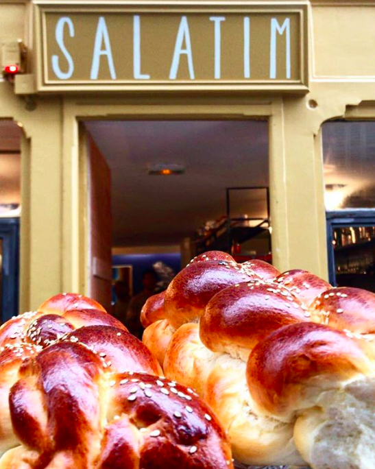 C’est trop bon ! La cuisine israélienne de Salatim à Paris, dans le 2ème