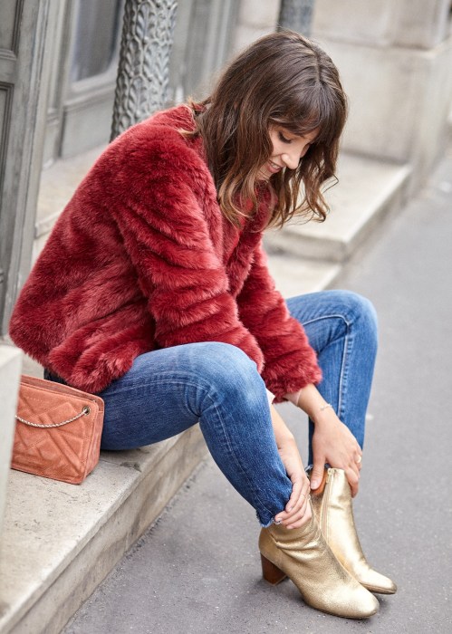 manteau fausse fourrure sezane rouge