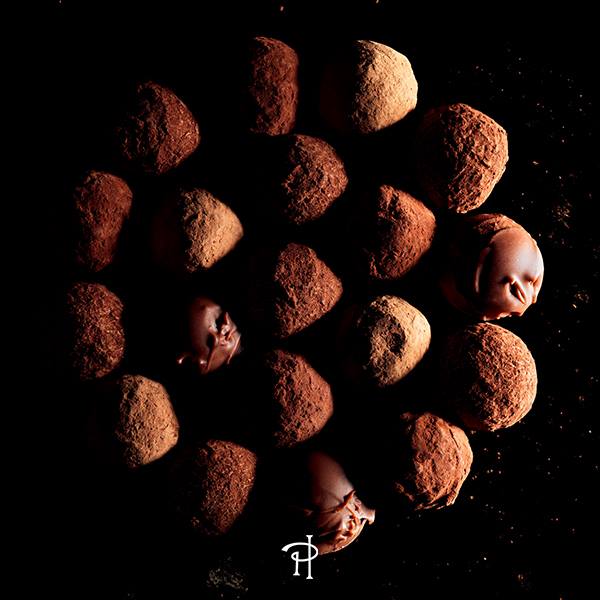 pierre-herme-coffret-truffe-chocolat-cadeaux-noel