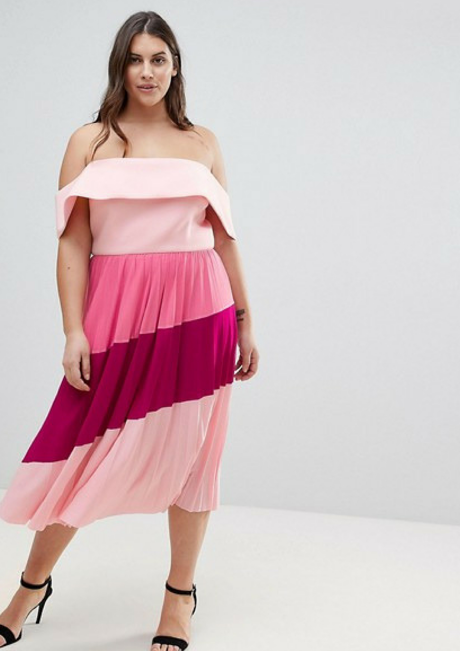 tenue-mariage-invite-femme-robe-asos-curve-grande-taille