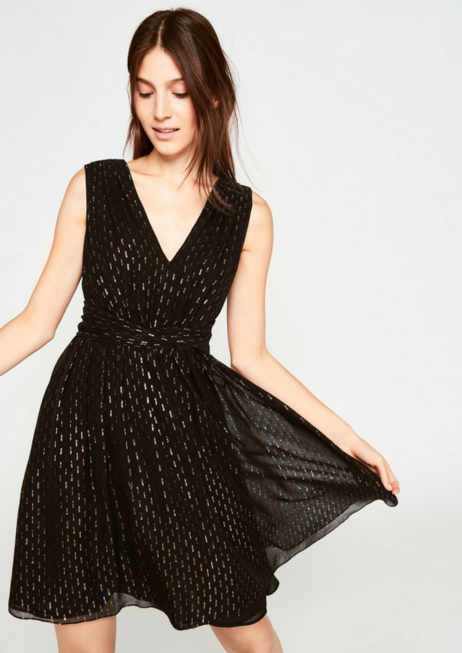 tenue-mariage-invite-femme-robe-tara-jarmon-noir