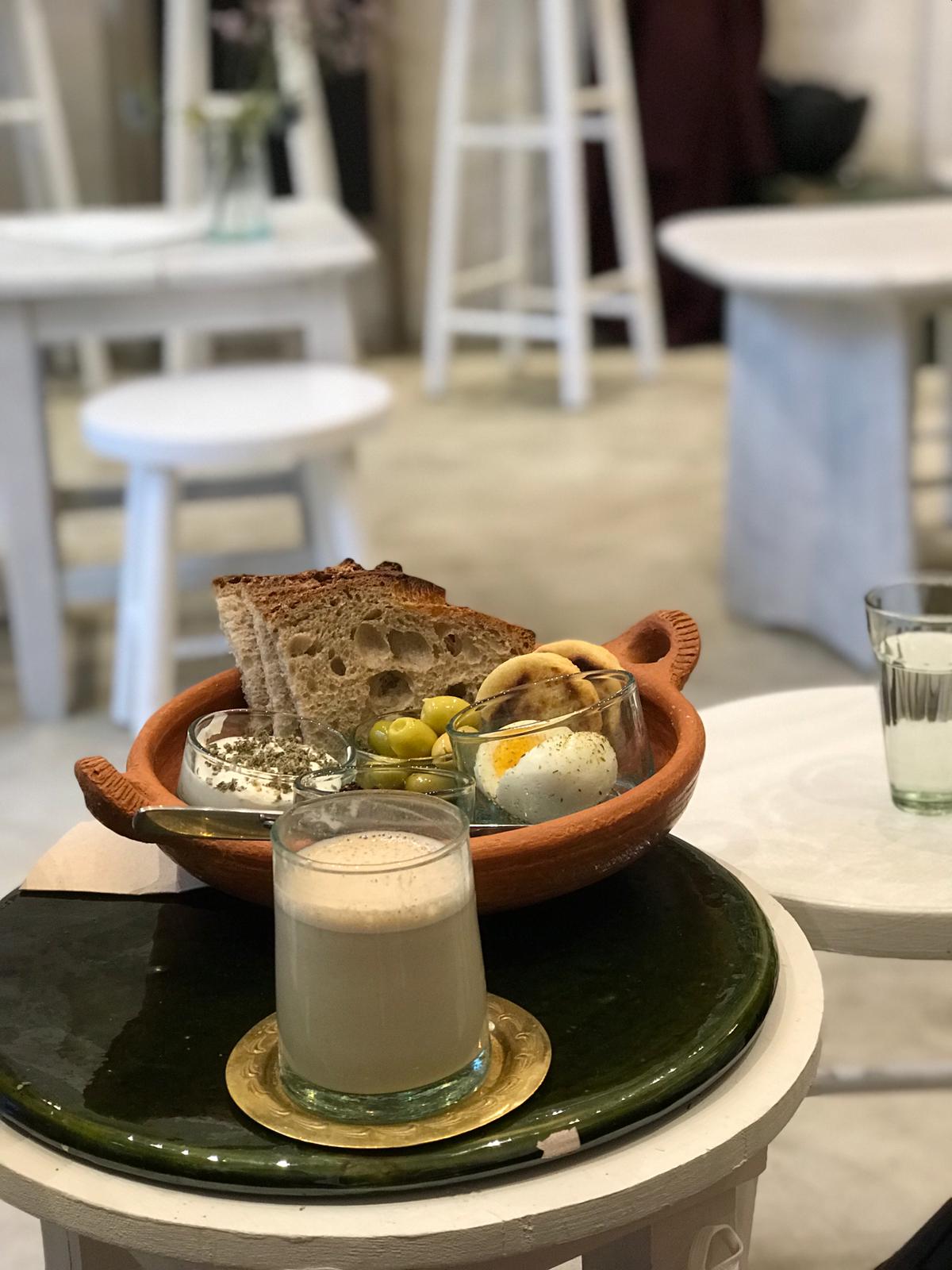 beldi-brunch-petit-dejeuner-sale-oultma-paris-marocain