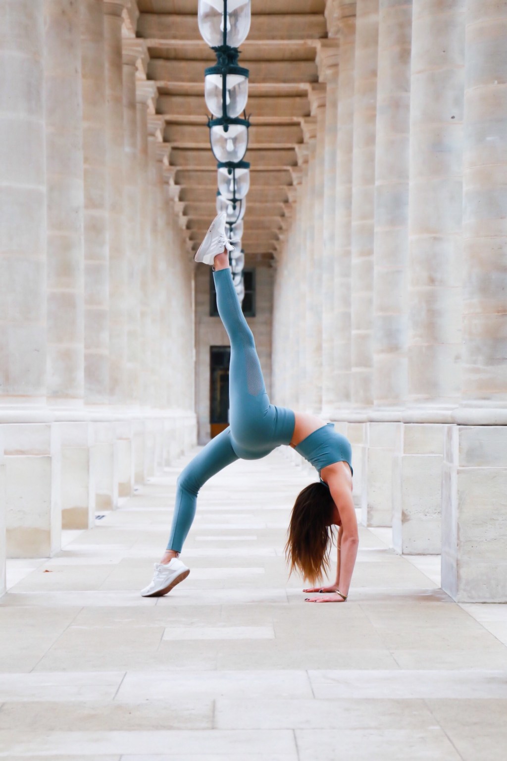 Clio Pajczer : du yoga, du bien-être et une bonne dose de&nbsp;bonheur