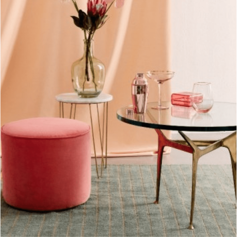 pantone-2019-living-coral-monoprix-pouf-corail-velours.png