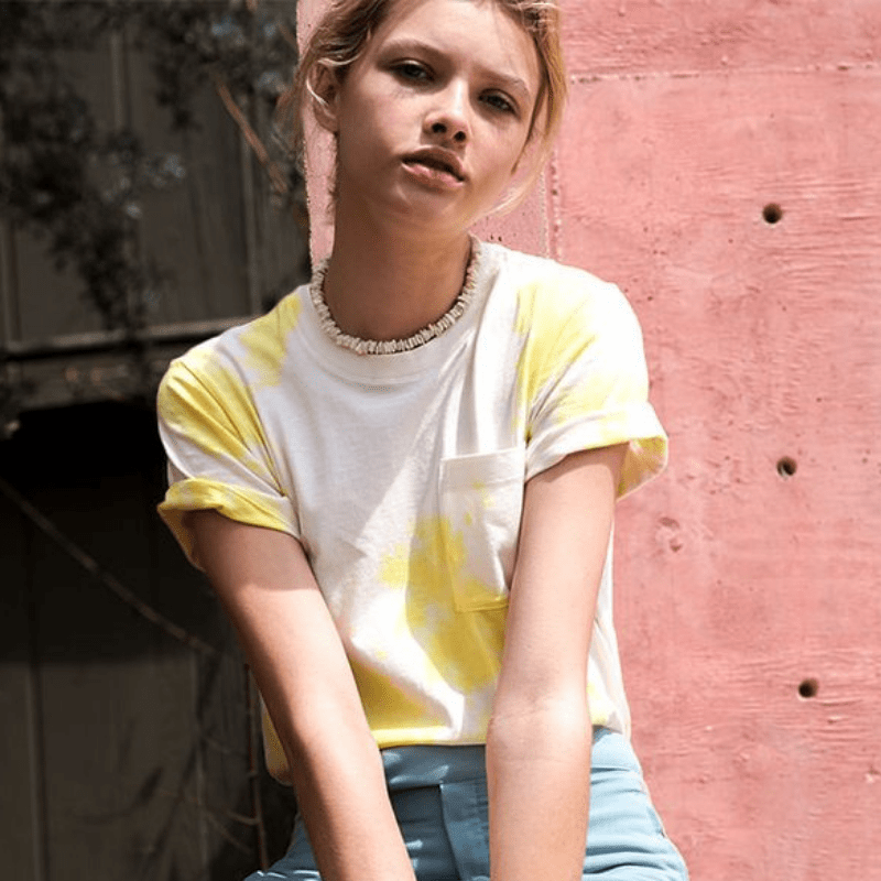 T-shirt Slither Pocket- Stance.png