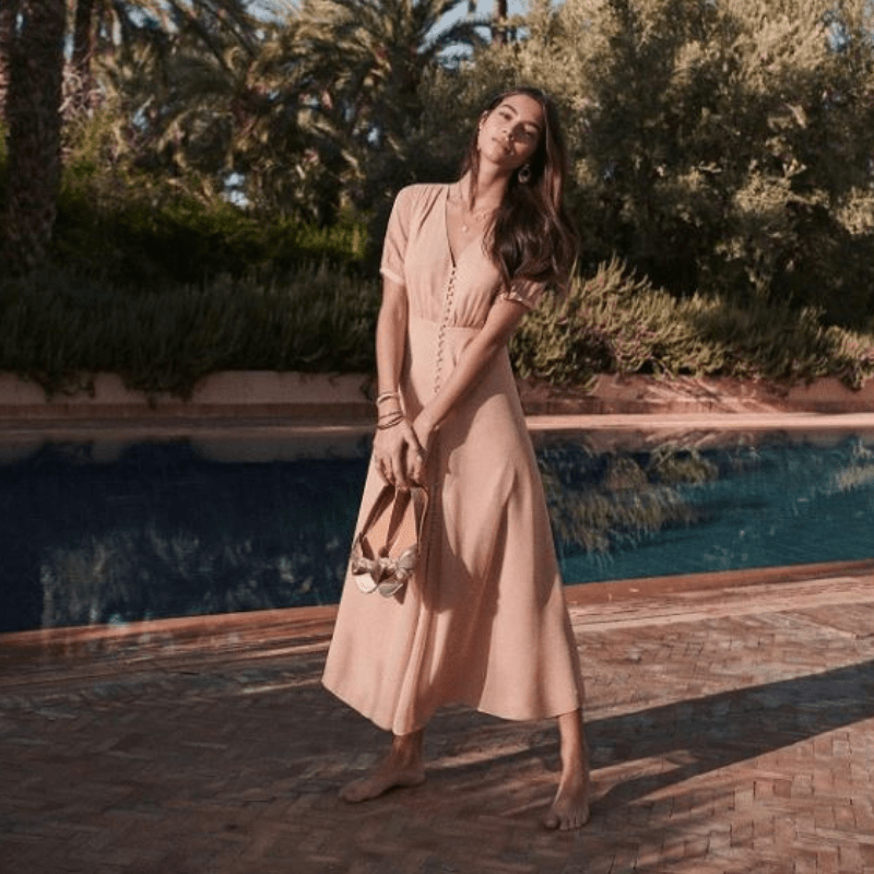 tenue-robe-invitée-mariage-longue-sollie-sezane