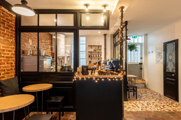 Grounded cafe coffee shop paris 11e 1.jpg