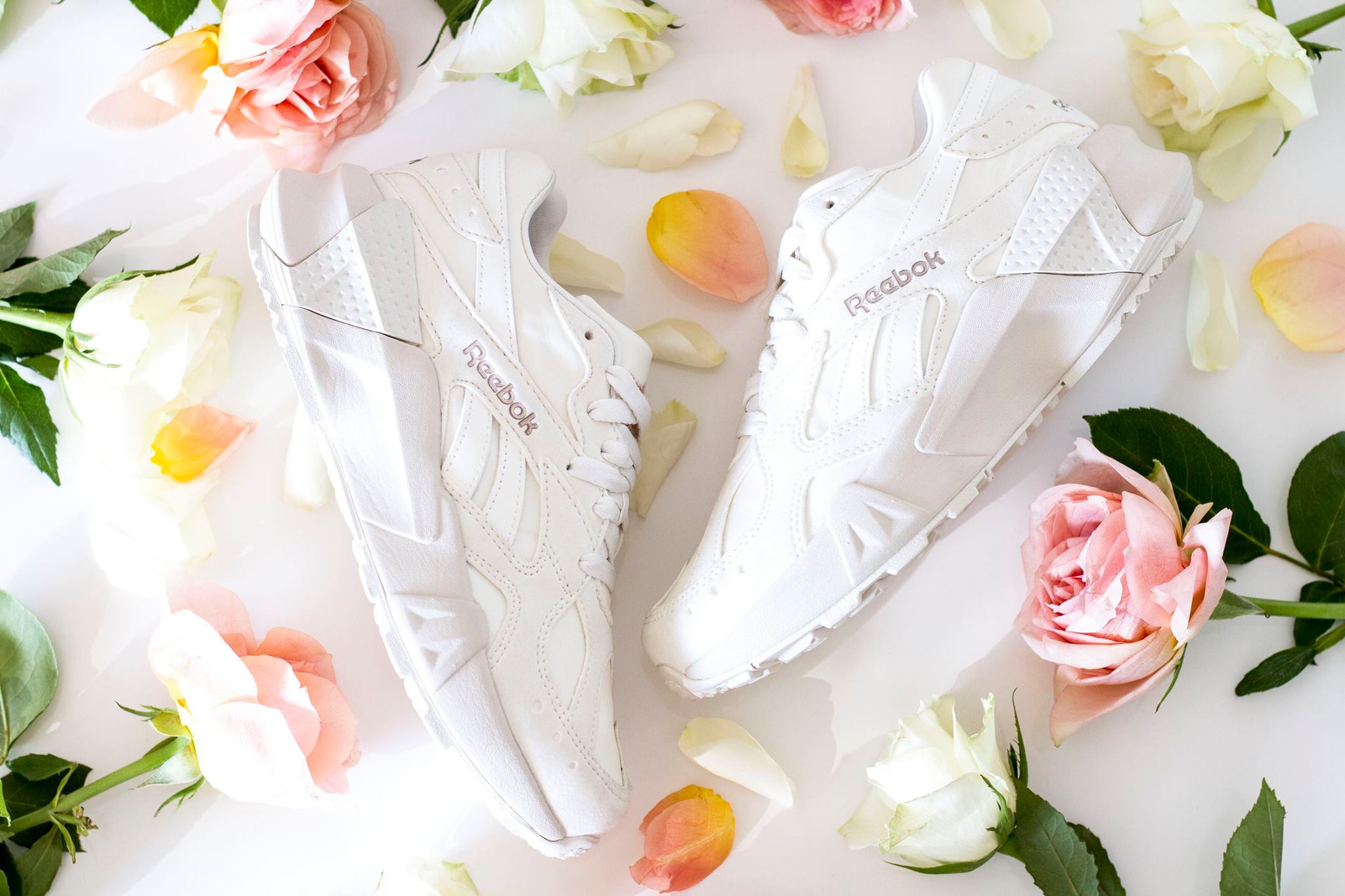 sneakers-blanches-basket-chaussure-reebok-aztrek-double