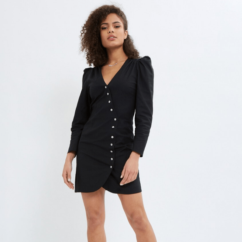 tenue-fetes-robe-mini-noire-recc-paris-caroline-receveur