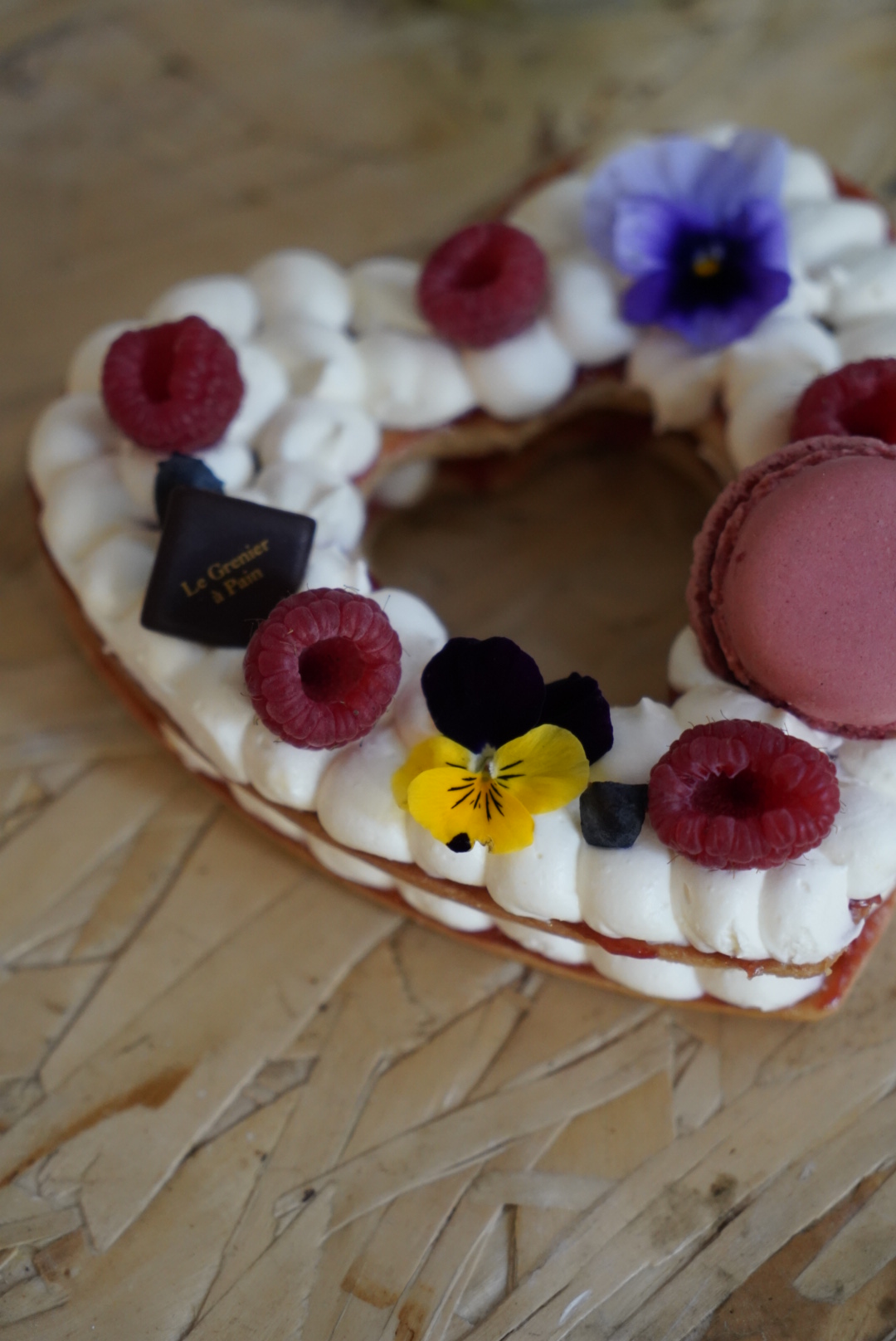 boulangerie le grenier à pain croissant abbesses _IMG5022