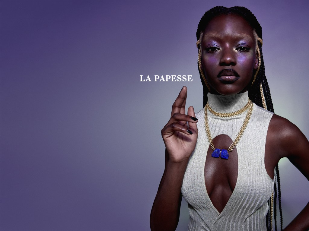 La Papesse : des colliers amulette et talisman