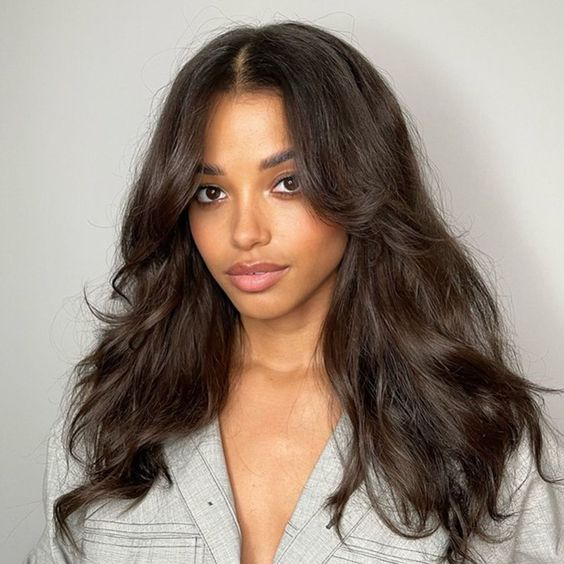 Coiffure : le retour du brushing&nbsp;90&rsquo;s