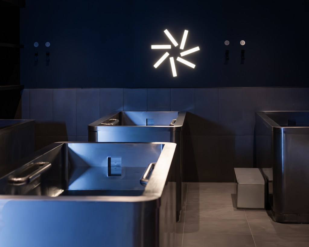 Sport : l’expérience de contrast thérapie chez RE-SET, du sauna au bain (très) froid